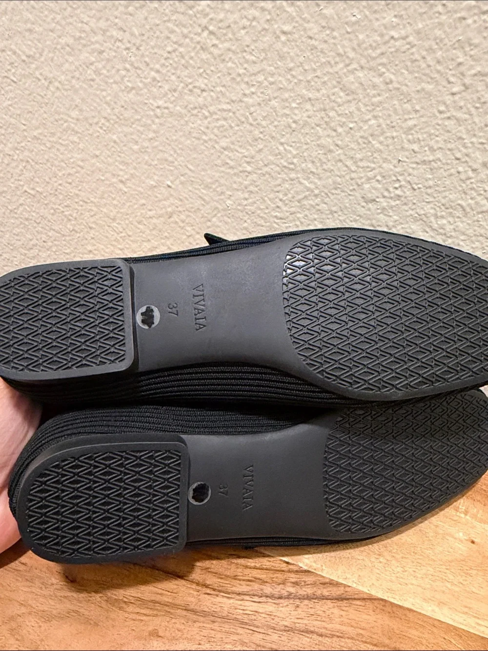 Vivaia Margot Square-Toe Black Knit Mary Jane Flats Size: 6.5